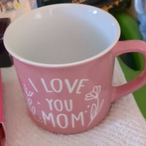 Pink 'I Love You Mom' Mug